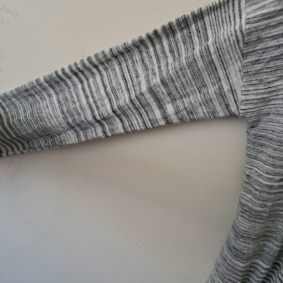 Women's Lucky Brand Cardigan - Picture 2 of 7